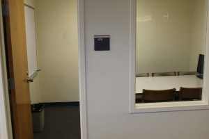 study room 425 with computer and whiteboard