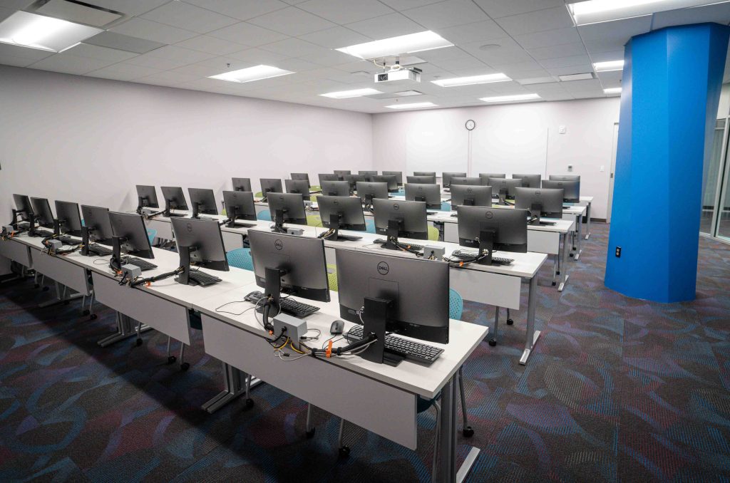 Classroom 175 with 40 PC workstations